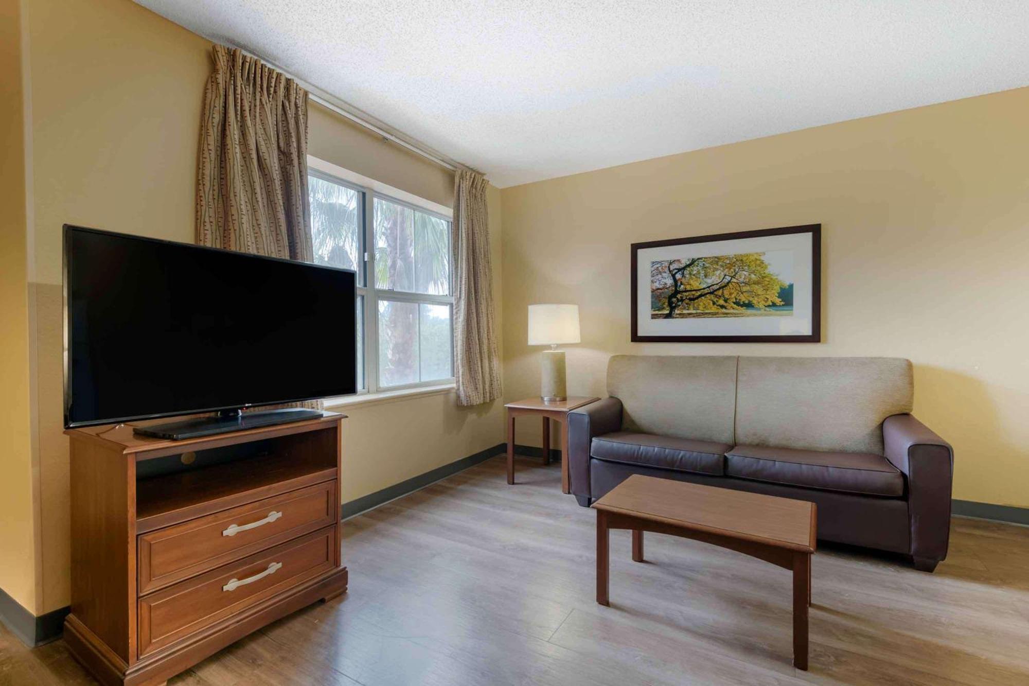Extended Stay America Suites - Orlando - Convention Center - 6443 Westwood Williamsburg Zewnętrze zdjęcie